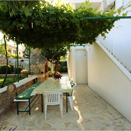 Frida Apartamento Supetar