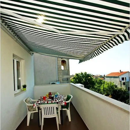 Apartamento Frida Supetar